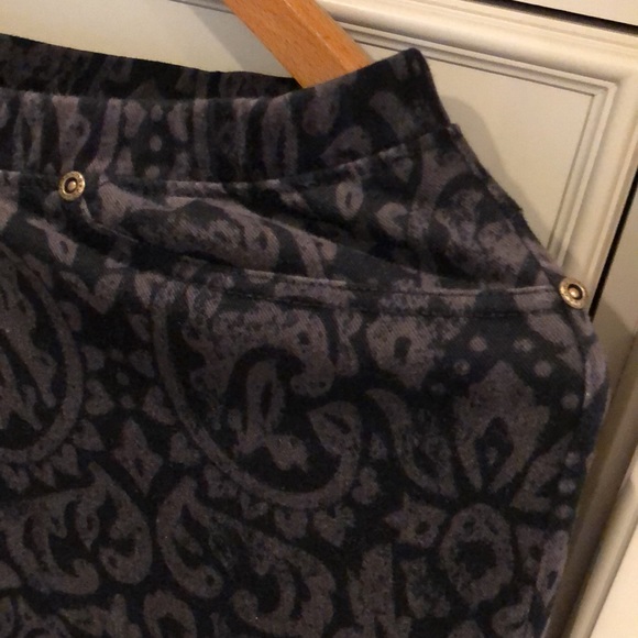 Soft Cotton Blend Jean Jegging - Picture 3 of 8